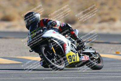 media/Jan-10-2025-CVMA Friday Practice (Fri) [[489e0da257]]/Group 4 and Trackday/Session 4 (Turn 16)/